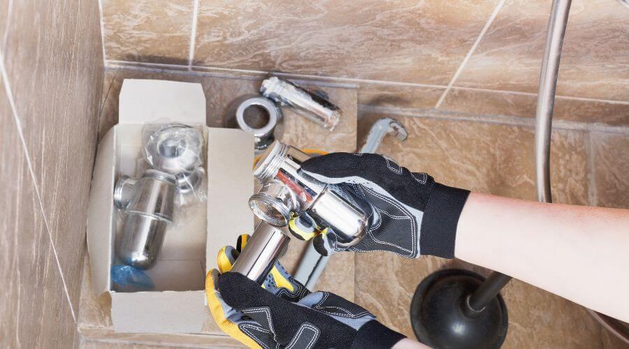 Professional gutter cleaning in Hearne, TX